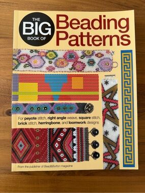 THE BIG BOOK OF BEADING PATTERNS Soft Cover 100 Patterns Instructions Jewelry